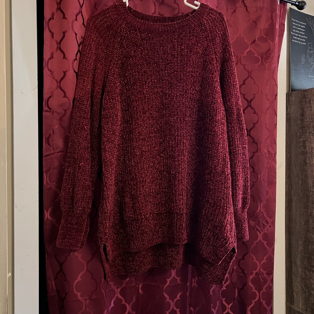 Time and Tru Maroon Crew Neck Sweater